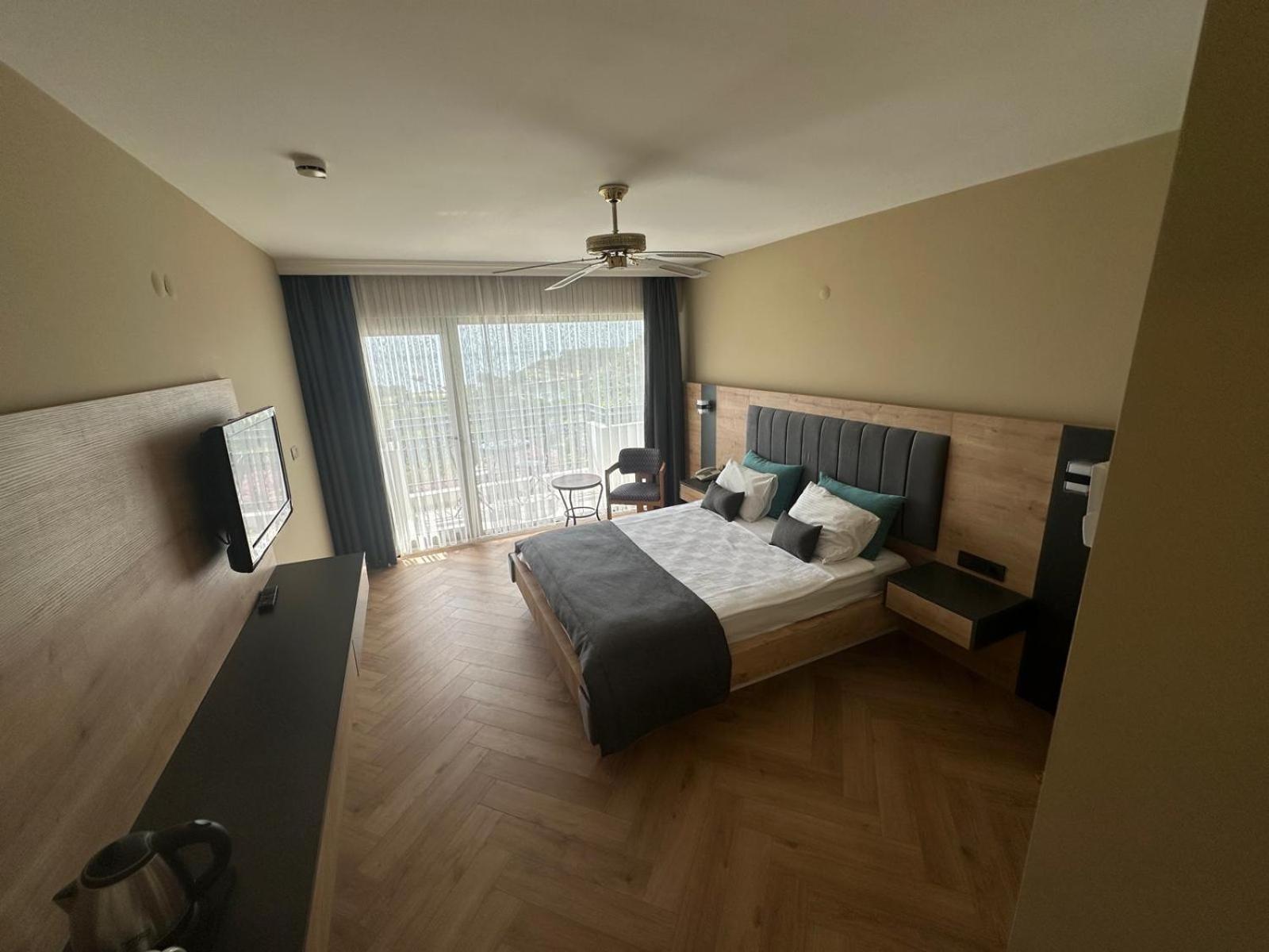 Hotel Carina Кушадаси Екстер'єр фото